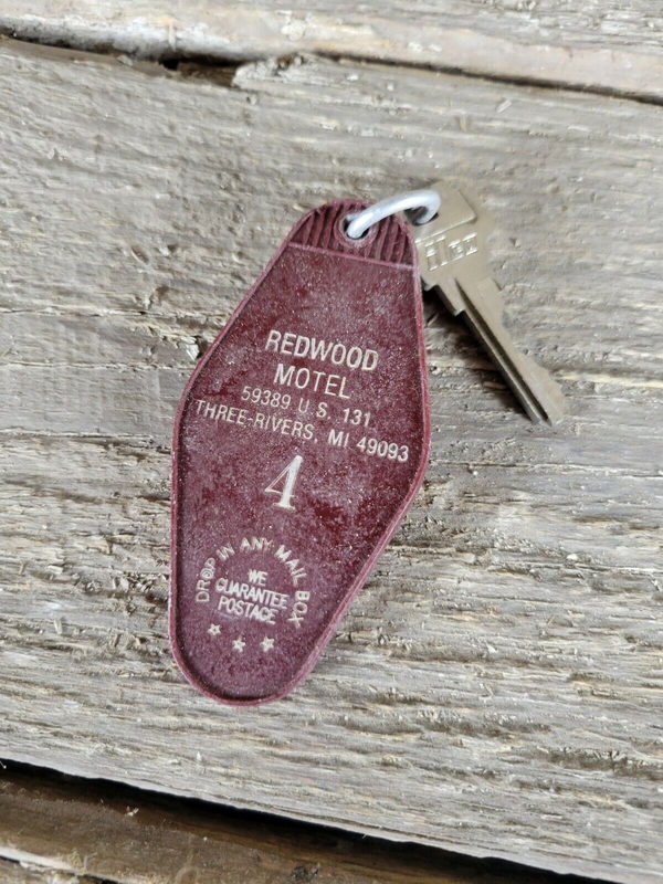 Redwood Motel - The Key